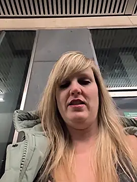 Sexybiene969 online show from 01/13/26, 05:28