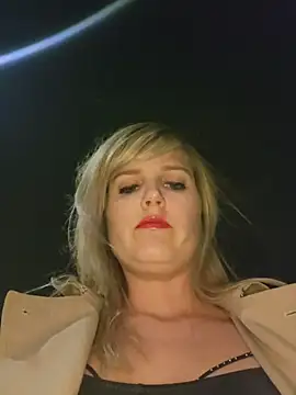 Sexybiene969 online show from 11/03/25, 05:05