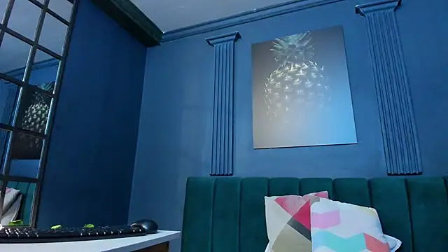 scarlet edwars online show from 02/17/26, 07:11