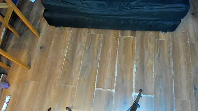 scarlet edwars online show from 10/25/25, 05:24