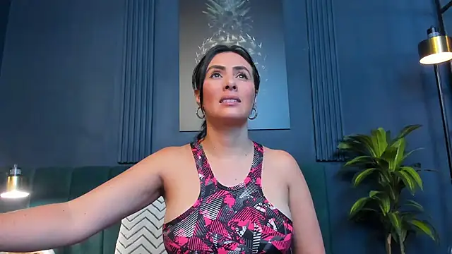 scarlet edwars online show from 02/11/26, 08:20