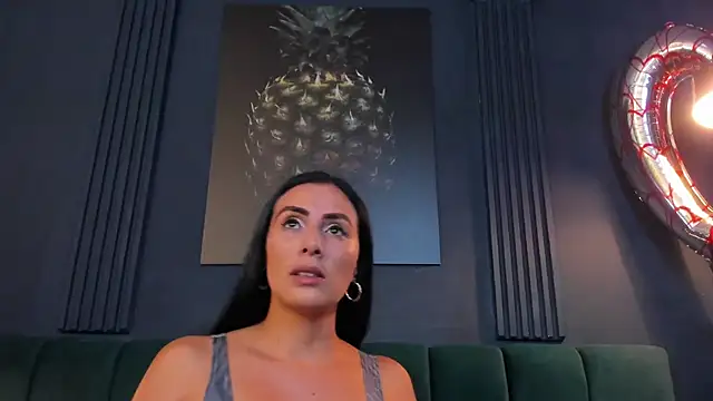 scarlet edwars online show from 02/27/25, 07:04