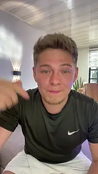 Snapshot of Angel_Montiell chatting on 10/30/25, 09:11 Angel Montiell online show from 10/30/25, 09:11