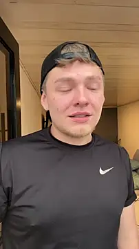 Snapshot of Angel_Montiell chatting on 12/05/25, 09:34 Angel Montiell online show from 12/05/25, 09:34