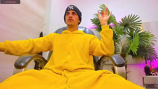 Dirty Kingg online show from 09/23/25, 09:11
