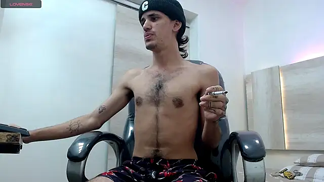 Dirty Kingg online show from 03/19/25, 01:10
