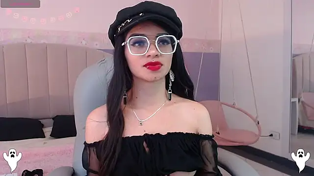 Snapshot of Emerald_gh chatting on 10/15/25, 03:27 Emerald gh online show from 10/15/25, 03:27