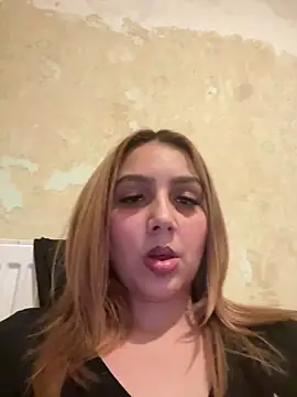 hotamanda01 online show from 04/03/26, 05:52