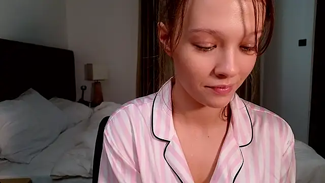 DemiDee online show from 10/29/25, 10:03