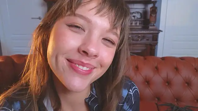 DemiDee online show from 01/15/26, 08:40