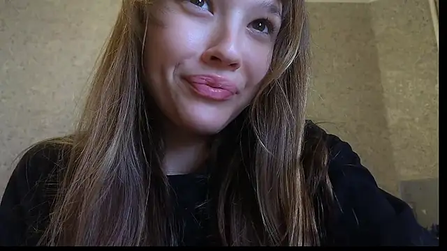 DemiDee online show from 12/15/25, 08:25