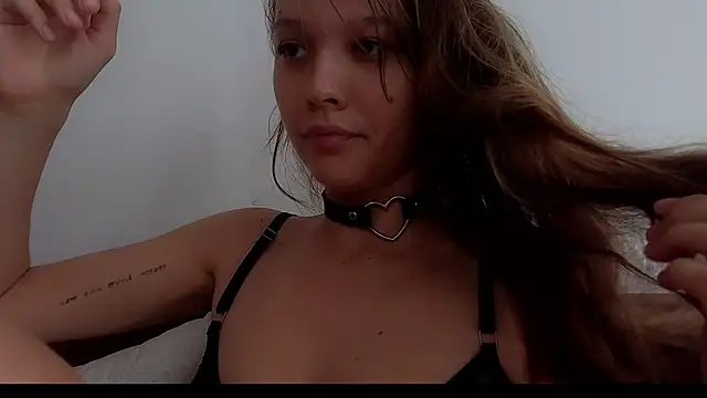 DemiDee online show from 11/02/25, 08:41