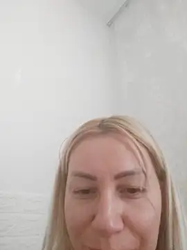 Snapshot of visnjica chatting on 06/02/26, 03:23 visnjica online show from 06/02/26, 03:23