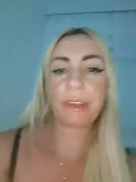 Snapshot of visnjica chatting on 07/08/26, 09:15 visnjica online show from 07/08/26, 09:15