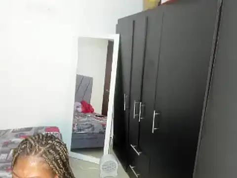 enyelsalas2 online show from 11/03/25, 07:06