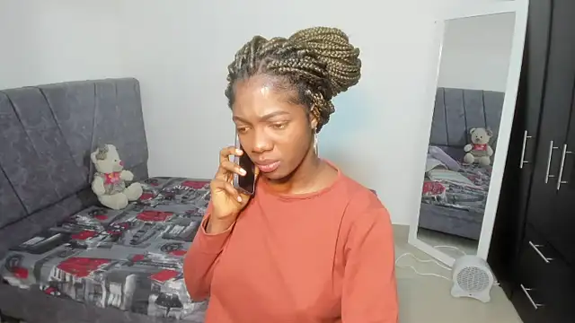 enyelsalas2 online show from 11/05/25, 01:52