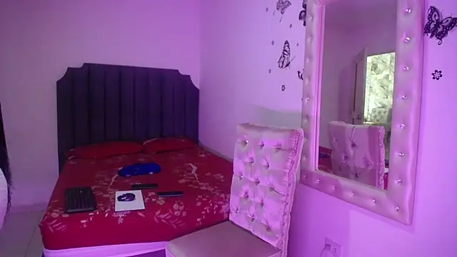 moree Queen online show from 10/08/25, 07:25