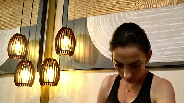 lissa palmer online show from 10/31/25, 03:25