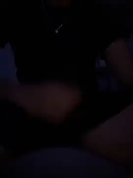 Snapshot of frutilladulce chatting on 02/06/25, 04:31 frutilladulce online show from 02/06/25, 04:31