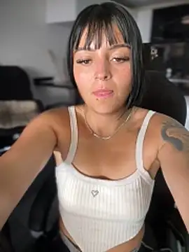 Dulce  Boyd online show from 10/16/25, 01:52