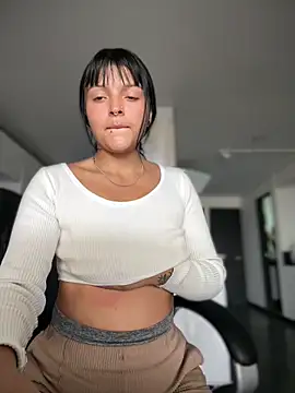 Dulce  Boyd online show from 09/19/25, 01:48