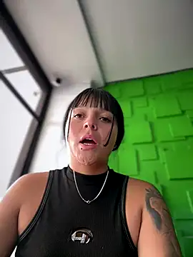 Dulce  Boyd online show from 12/21/25, 01:57