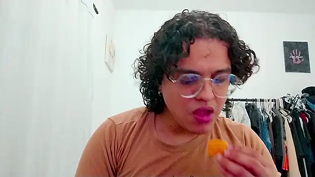 Diane blossom online show from 04/17/26, 09:17