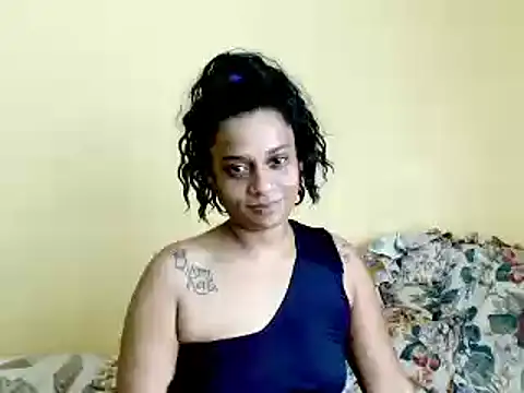 1fiestyalpha online show from 11/23/25, 06:34