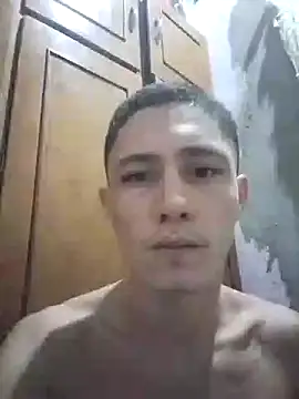 Snapshot of shuelldin chatting on 03/02/25, 07:30 shuelldin online show from 03/02/25, 07:30