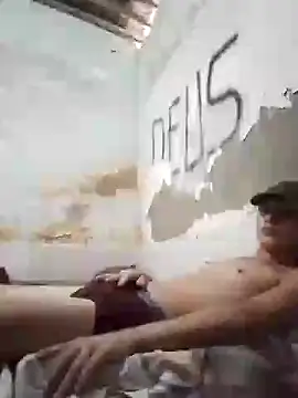 Snapshot of shuelldin chatting on 02/23/25, 06:01 shuelldin online show from 02/23/25, 06:01