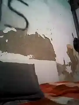 Snapshot of shuelldin chatting on 03/04/25, 08:38 shuelldin online show from 03/04/25, 08:38