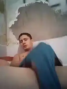 Snapshot of shuelldin chatting on 03/21/25, 04:51 shuelldin online show from 03/21/25, 04:51