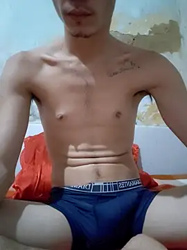 Snapshot of shuelldin chatting on 10/29/25, 02:43 shuelldin online show from 10/29/25, 02:43