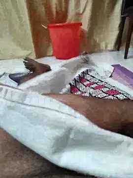 Snapshot of Tamil_small_cock chatting on 03/19/25, 06:44 Tamil small cock online show from 03/19/25, 06:44