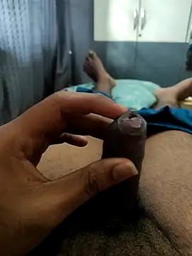 Tamil small cock online show from 02/25/26, 03:07