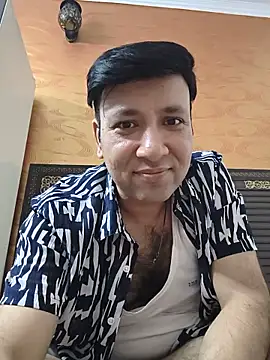 innocentboy1987 online show from 06/15/26, 04:28