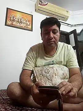 innocentboy1987 online show from 09/23/25, 06:53