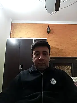 innocentboy1987 online show from 11/17/25, 09:02