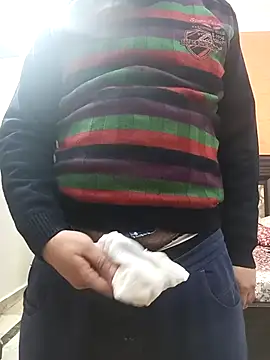 innocentboy1987 online show from 11/28/25, 05:07