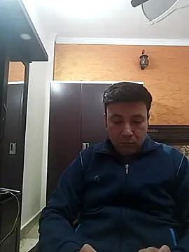 innocentboy1987 online show from 12/01/25, 09:54