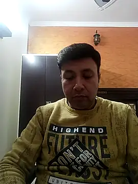 innocentboy1987 online show from 12/04/25, 04:33