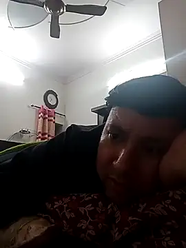 innocentboy1987 online show from 03/03/25, 05:05