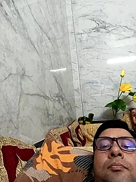 innocentboy1987 online show from 03/17/25, 11:31