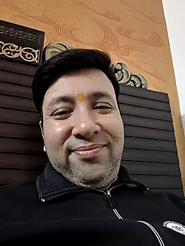 innocentboy1987 online show from 02/13/26, 05:29