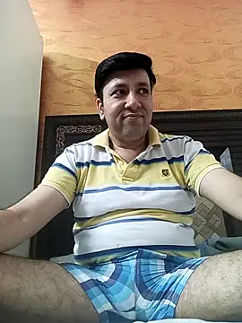 innocentboy1987 online show from 05/20/26, 04:48