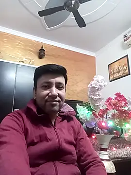 innocentboy1987 online show from 12/23/25, 04:56