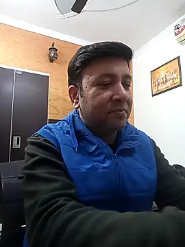 innocentboy1987 online show from 02/17/26, 05:49