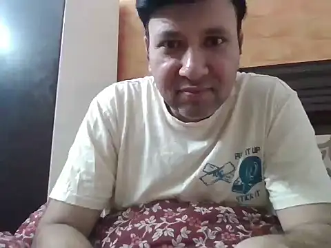 innocentboy1987 online show from 04/24/26, 05:53