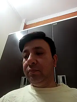 innocentboy1987 online show from 03/05/26, 03:47