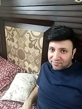 innocentboy1987 online show from 04/19/26, 05:19